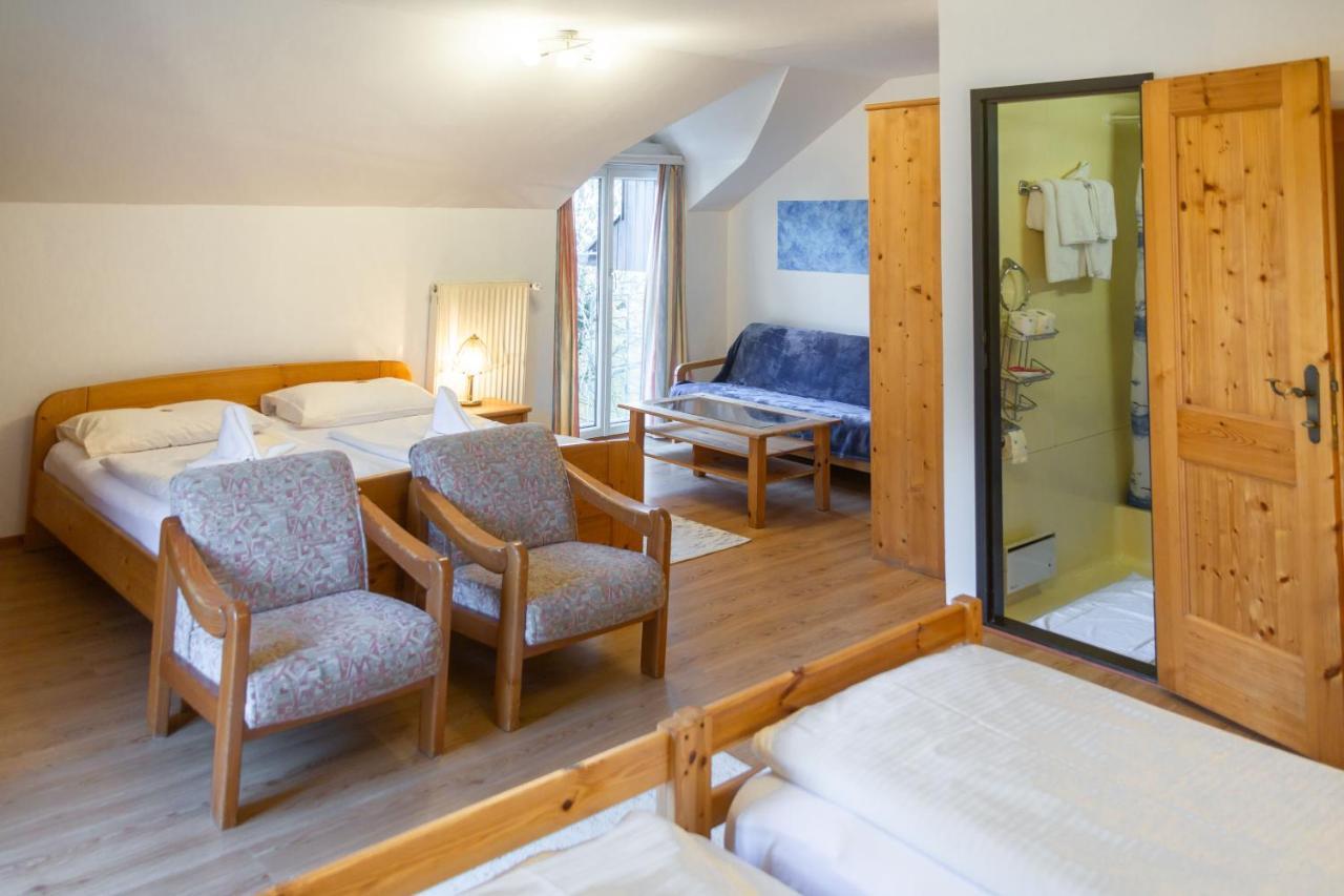 Hotel & Hostel Sandwirt Bad Ischl Exterior photo