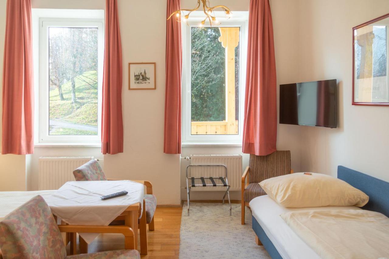 Hotel & Hostel Sandwirt Bad Ischl Exterior photo