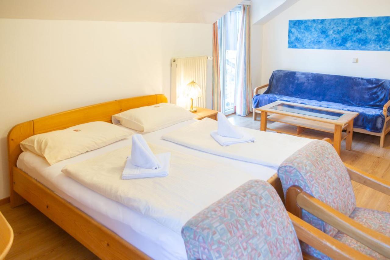 Hotel & Hostel Sandwirt Bad Ischl Exterior photo